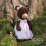 картинка Медведь Девочка Milk Стоячая в Платье с Брошью интернет-магазин Киндермир